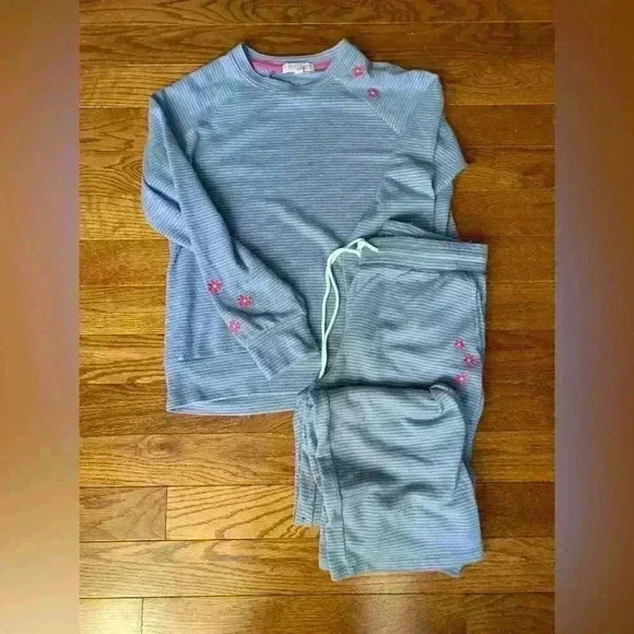 PJ SALVAGE
HAPPY STRIPE Long Sleeve top and Bottoms SZ-S - Picture 4 of 6